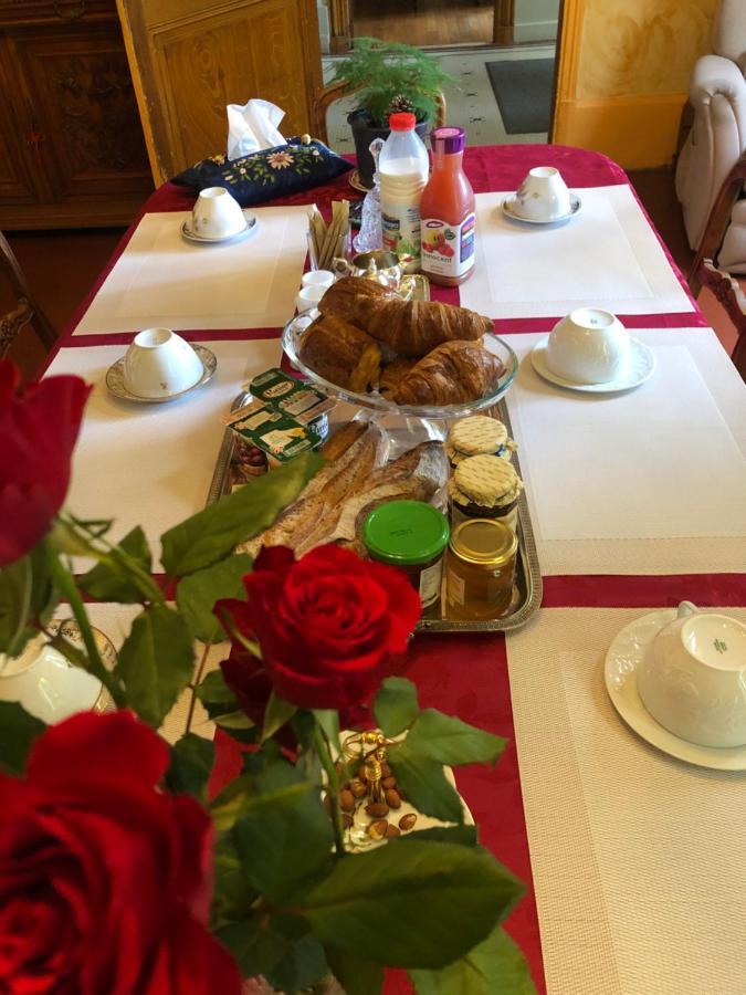 Demeure Des Payratons Bed & Breakfast Saint-Gerand-le-Puy Exterior photo